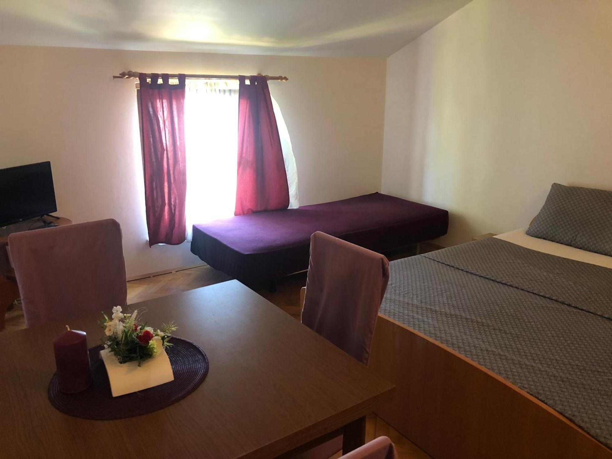 Danyja Apartments Свети-Филип-и-Яков Экстерьер фото