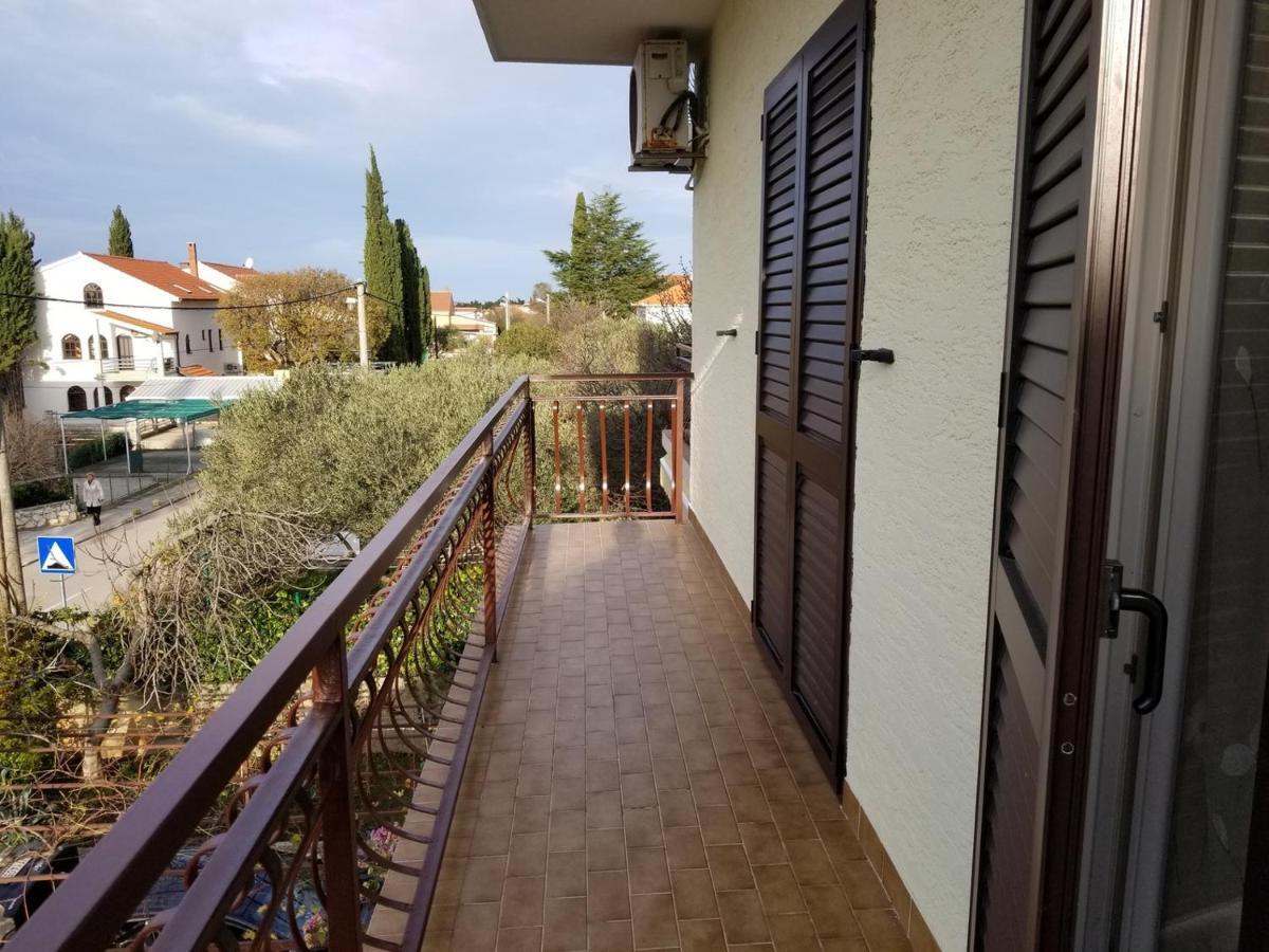 Danyja Apartments Свети-Филип-и-Яков Экстерьер фото